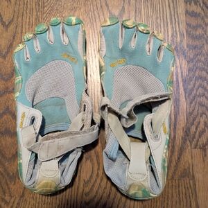 Vibram Women's Teal and Beige Five-Finger Athletic Shoes